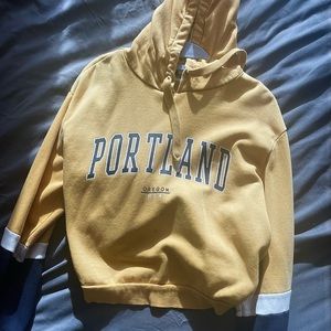 YELLOW PORTLAND OREGON SLIGHTLY CROPPED HOODIE